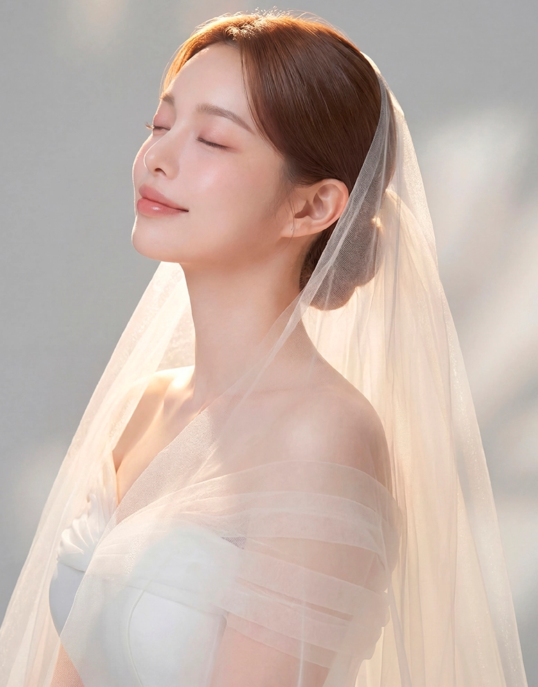 피부 재생 케어와 이너 컨디션 관리를 표현한 이미지